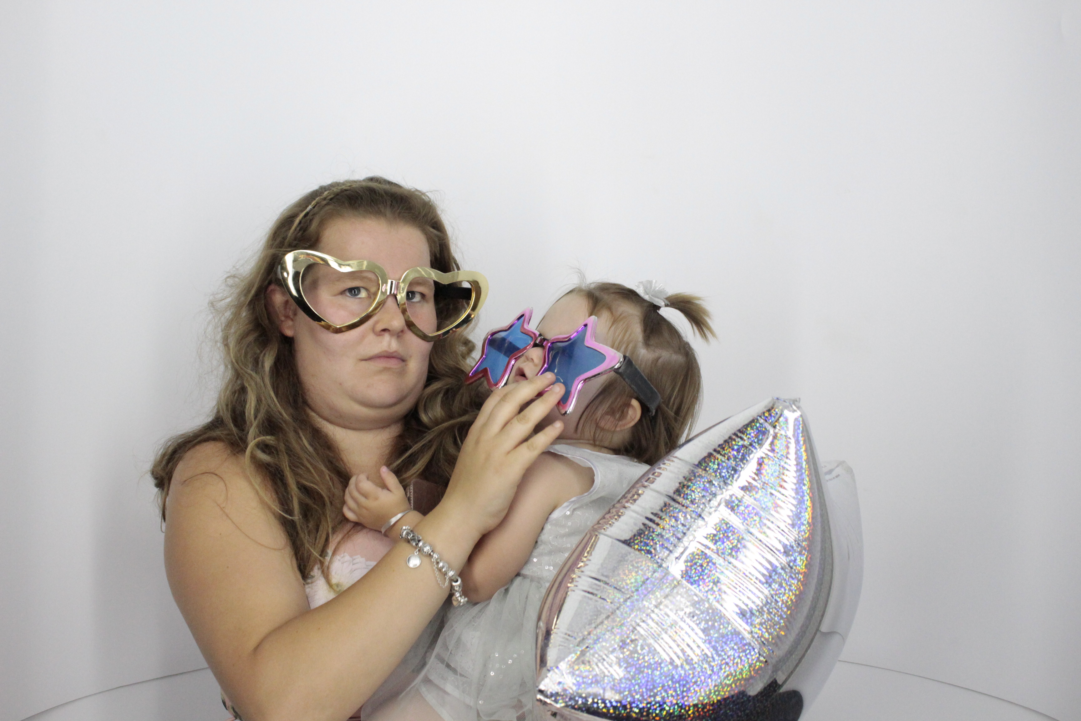 Ellesse's 21st Birthday | View more photos from the event at gallery.myphotoboothexperience.co.uk/u/MyPhotoBoothExperienceLtd/Ellesses-21st-Birthday